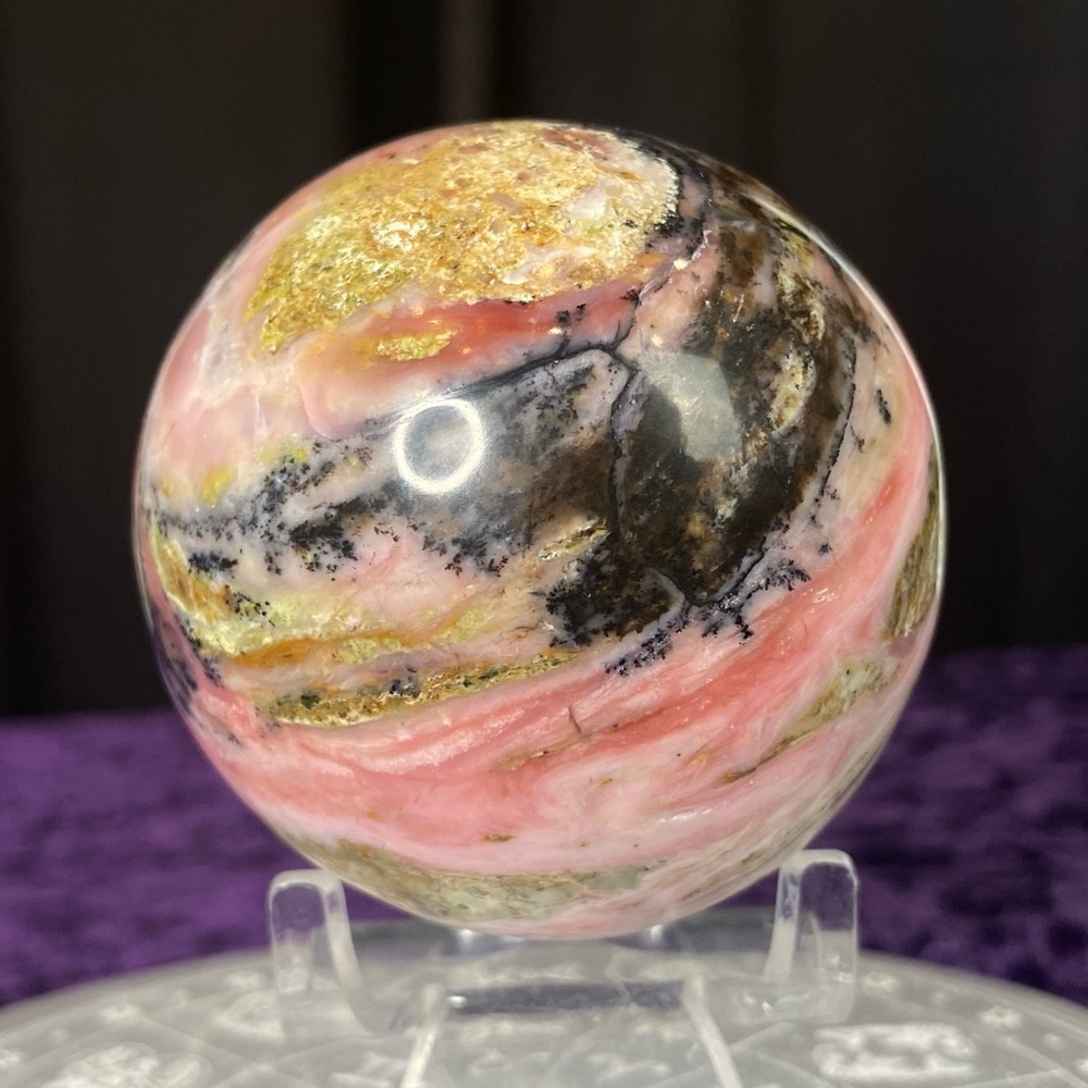 Strawberry Opal Sphere 🍓❤️🍓